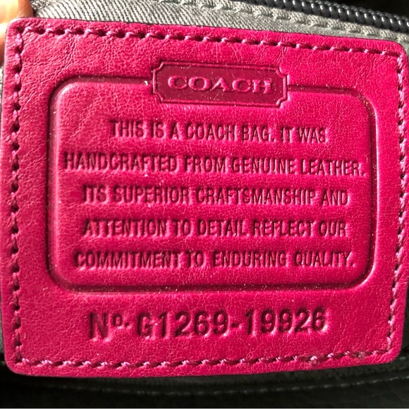 Coach #19926 Graphite/Pink Legacy Textured Leather Candace Carryall - Picture 4 of 9